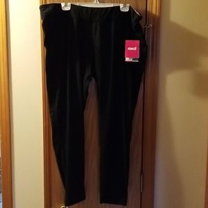 Ryka Fitted Black Essential Legging 3X